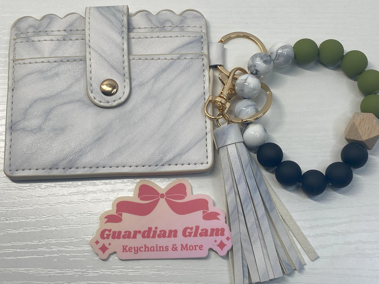 White Marble-patterned leather ID and cardholder wood bead bracelet with tassel